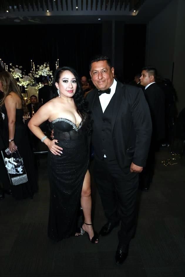 Gabriela Pulido y Erick Benavides
