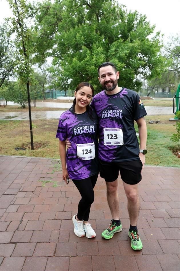 Angie Martínez y Salvador Mondragón
