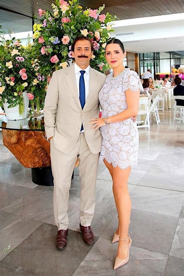 Patricio Martínez y Bibiana Zorrilla de Martínez
