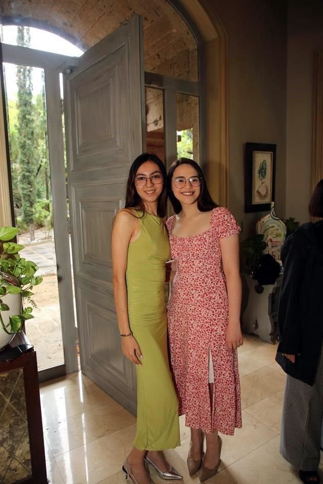 Samantha Ortega y Tamara Álvarez