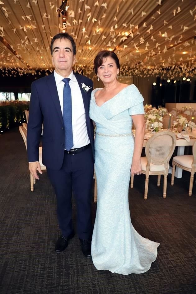 Juan Williams y Magdalena Martínez de Williams