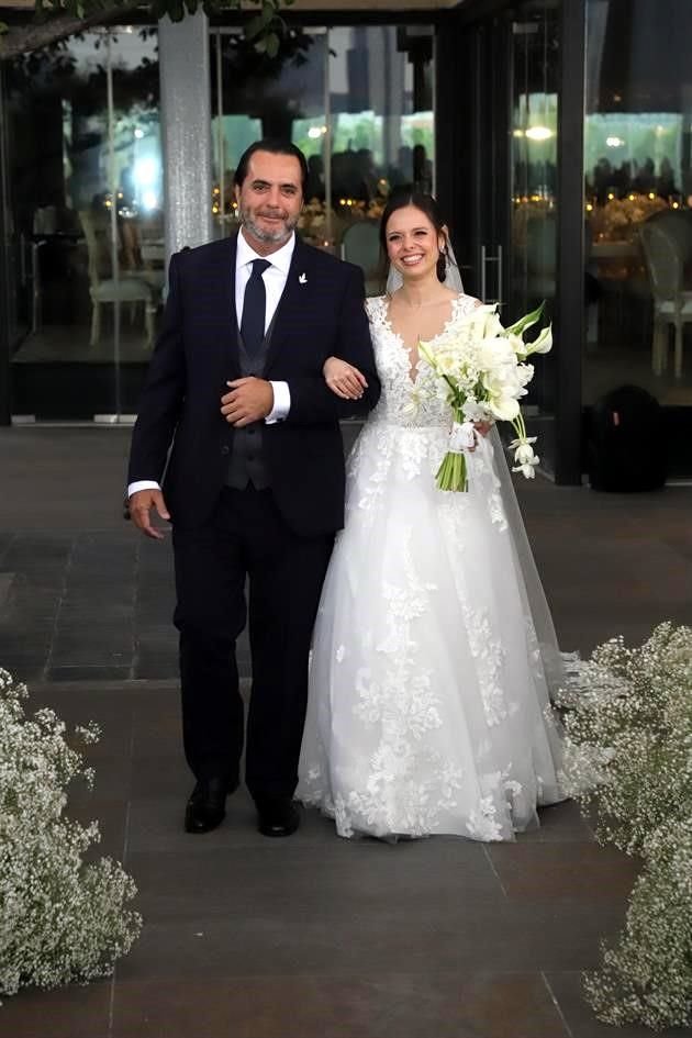 La novia del brazo de su papá, Eduardo Williams Tancredi