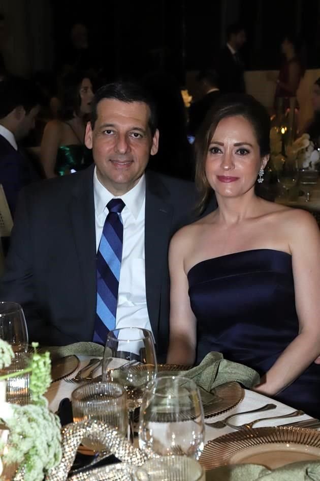 Jorge Hanún Safi y Aurora Garza de Hanún
