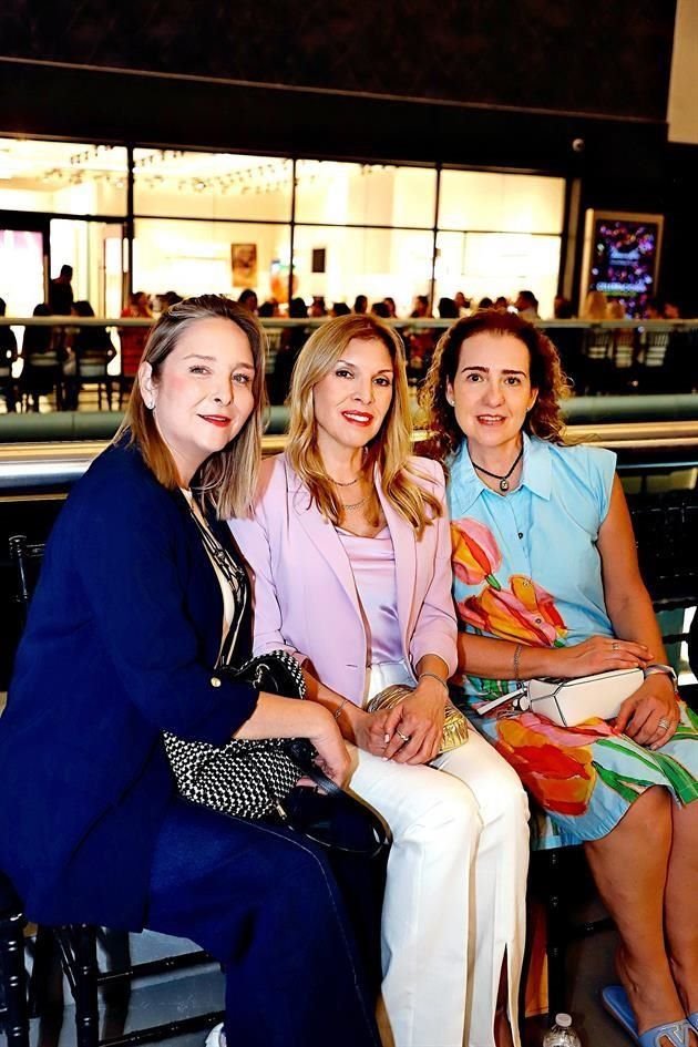 Adriana Cortázar de Zavala, Mónica Ferrer y Karla Ferrigno