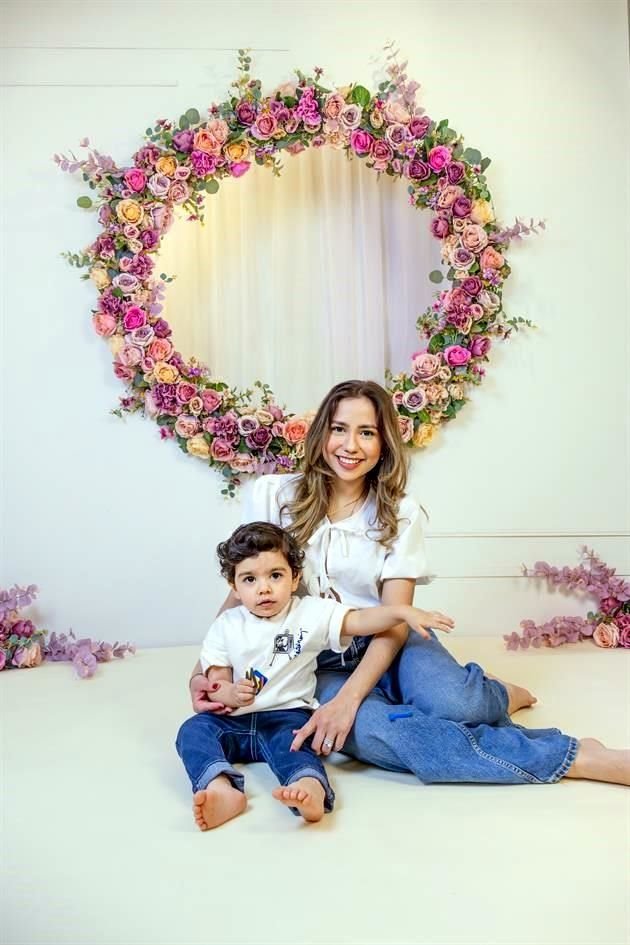 Cris Valdez y Adrián Patricio Vega