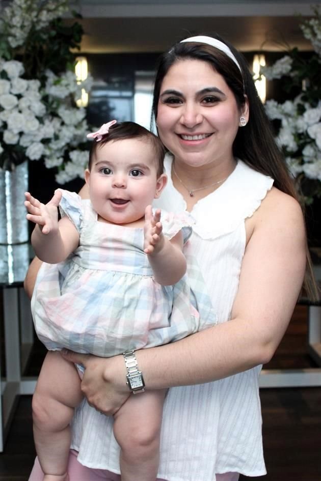Mariana Sánchez de García y Mariangela García Sánchez