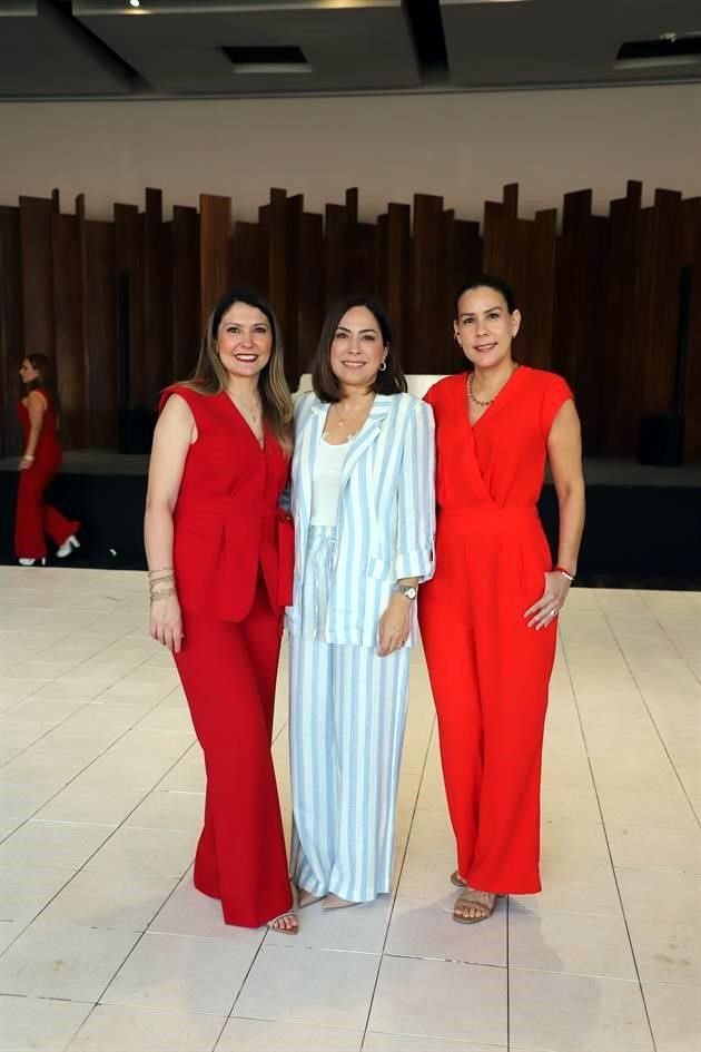 Alma Garza, Marcia Muñoz y Paulina Rivera