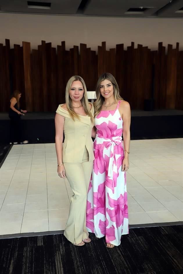 Leslie Cortés y Liz Quintero