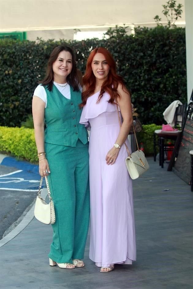 Corina Tamez y Blanca Elizondo