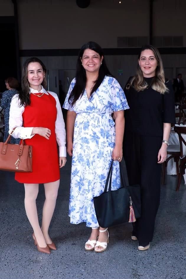 María Alejandra Zuloaga, Nohemí González Peña y Adriana Flores de Garza