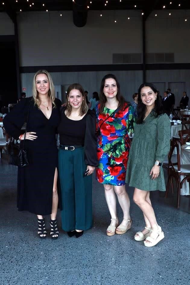 Fernanda Torres de Escobedo, Angélica Sánchez, Eugenia Garza y Myrna García