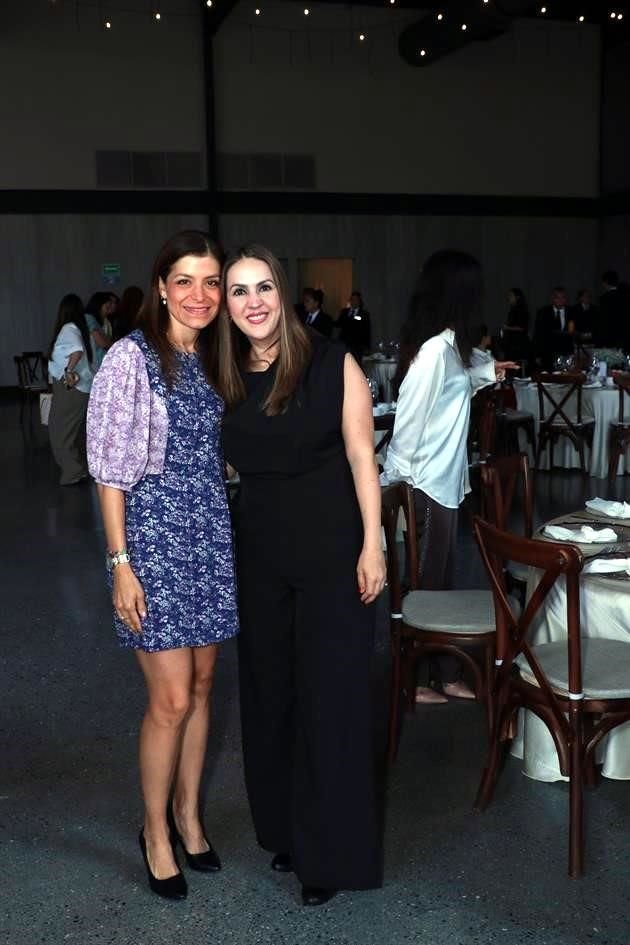 Mary Jose Barraza y Aydeé Ríos de Garza