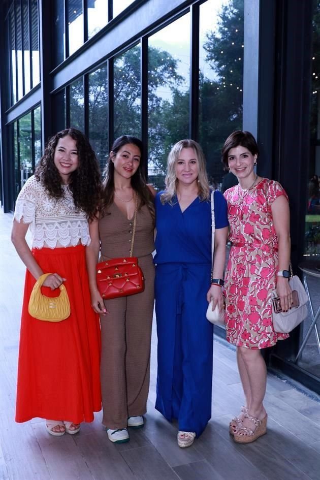 Ely Reyes, Velvet Medina, Liliana Arroyo y Rocío Hinojosa