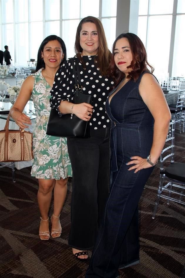 Gaby Rivera, Ely Rodríguez y Sofía Vázquez
