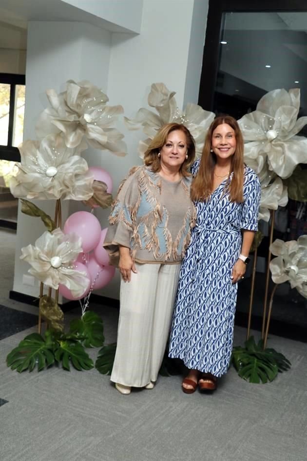 PRESIDENTA SALIENTE Y ENTRANTE Cecilia Islas y Ana Sofía Calderón