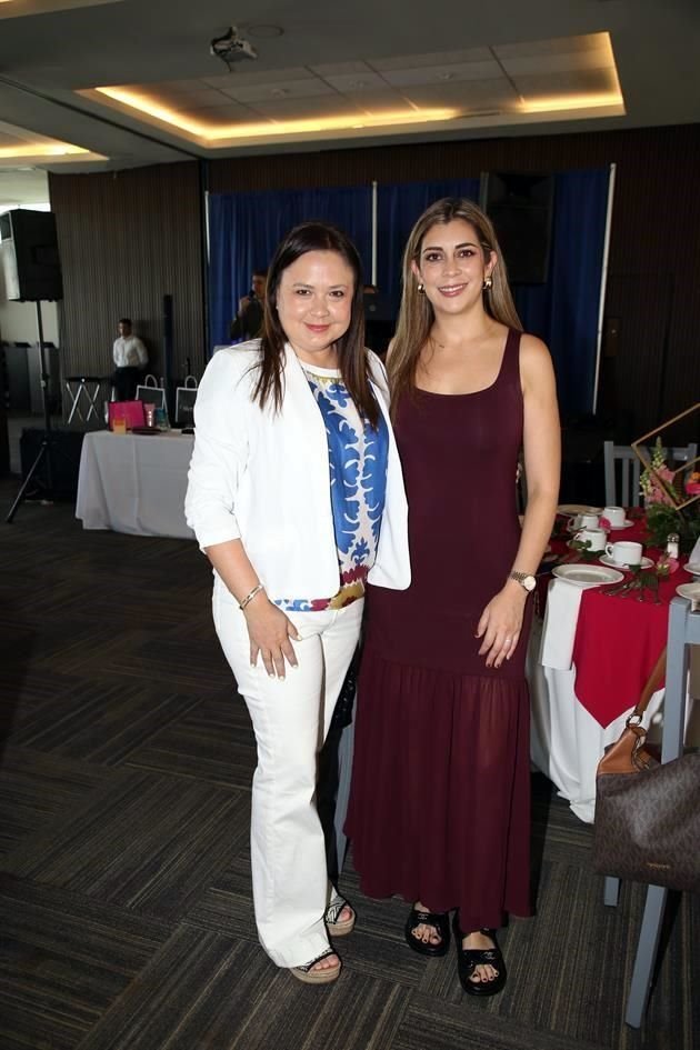 Yessica Cavazos y Celina Farías