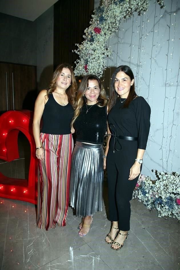 Paty Cabañas, Ofelia Peña y Mónica Martínez