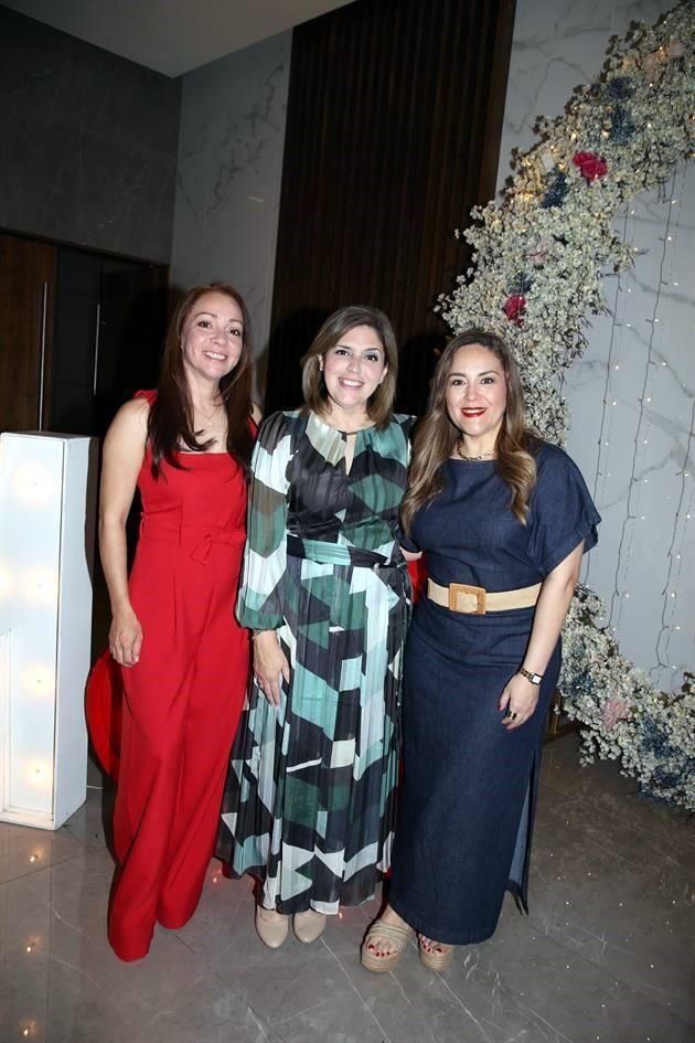 Ruby Perea, Érika Gallegos y Maye Garza