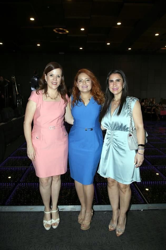 Martha Gómez, Billi Dávalos y Yoyis Decanini