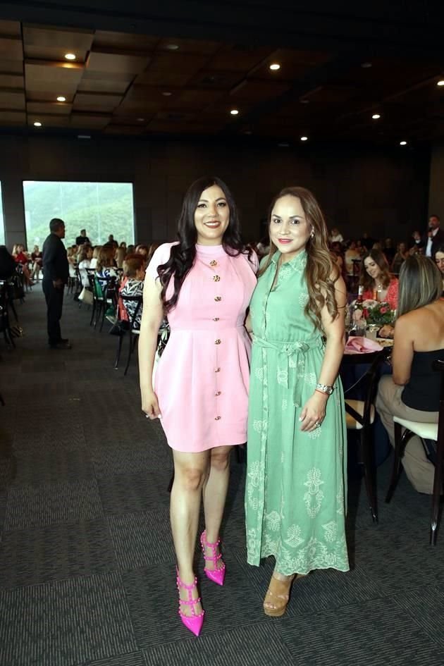 Ada Rodríguez y María Castillo
