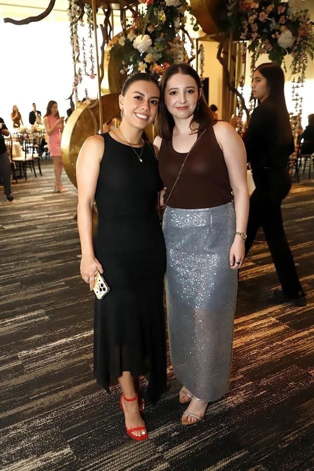 Nancy de Alva y Katia Villarreal