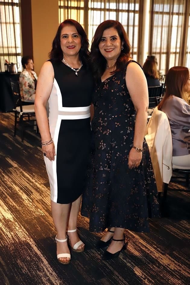 Maritza Handal y Patricia Saca de Gil