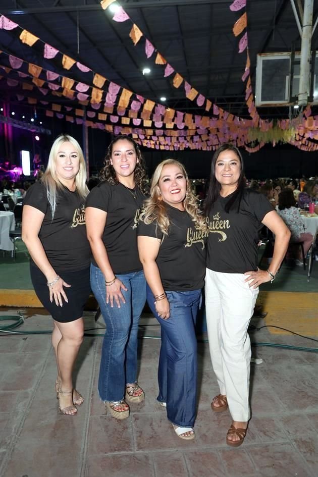 Aracely Lozano, Gaby Villarreal, Cecilia Morales y Lucy Herrera