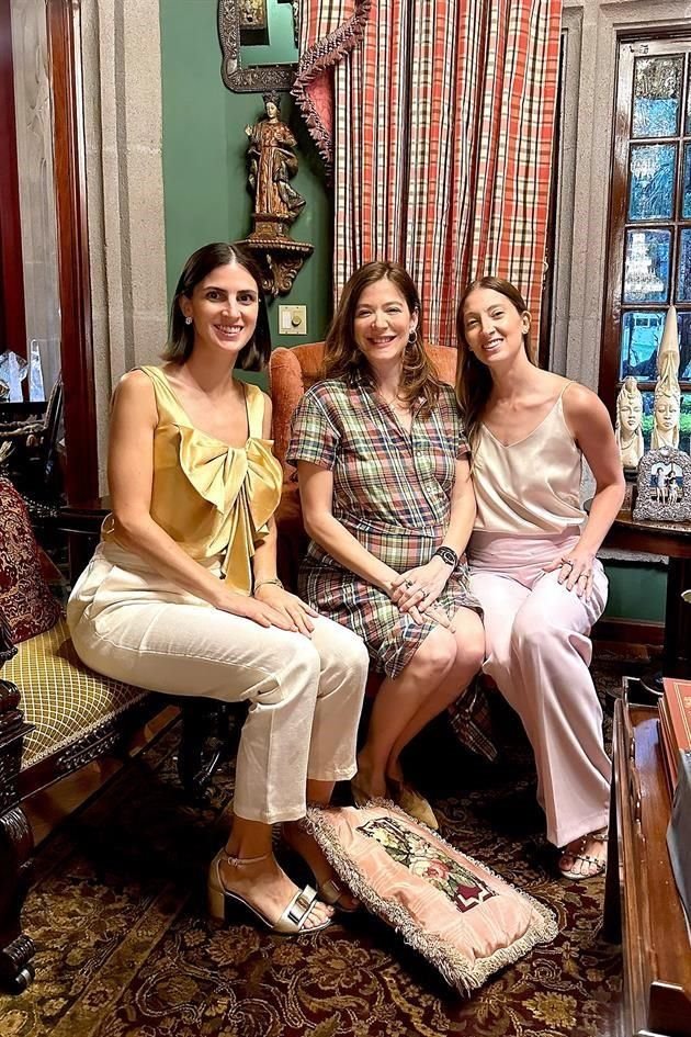 Ruthsofía con Paula Lankenau y Anibí Zambrano
