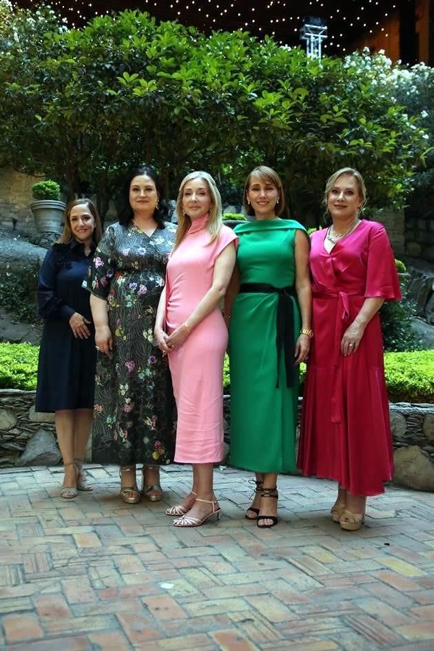 Lorenza Herrera, Martha Garcia, Bárbara Herrera, Graciela Maldonado y Mónica Garza