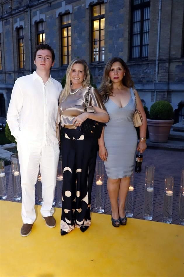 Santiago Martín, María Elena Rodríguez y Yolanda Ayala