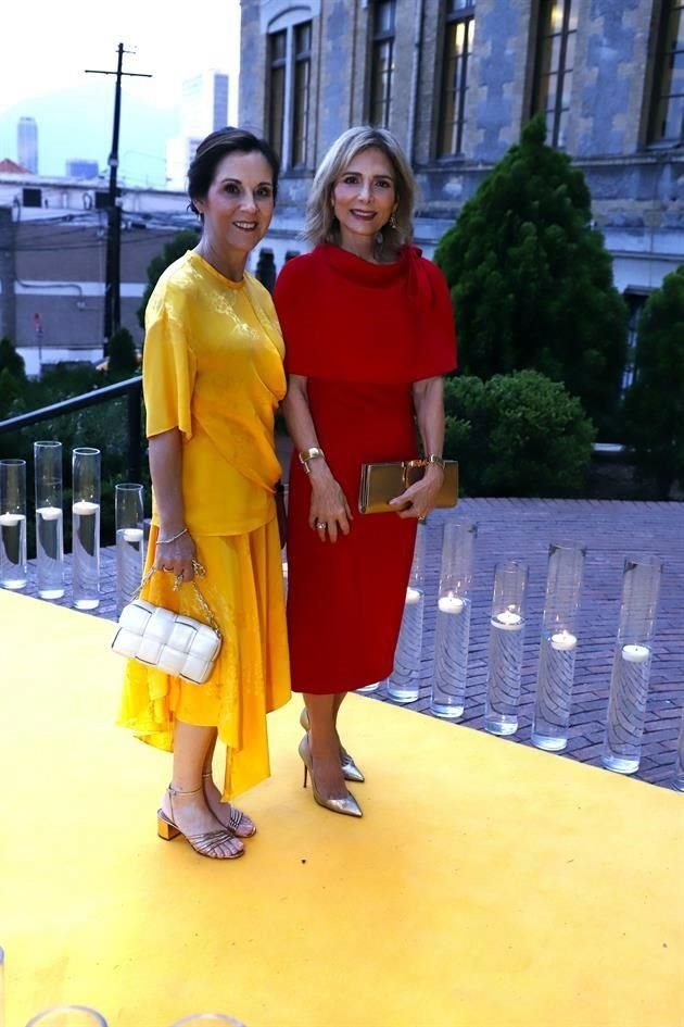 Marilú de Jasso y Clara H. de Quintanilla