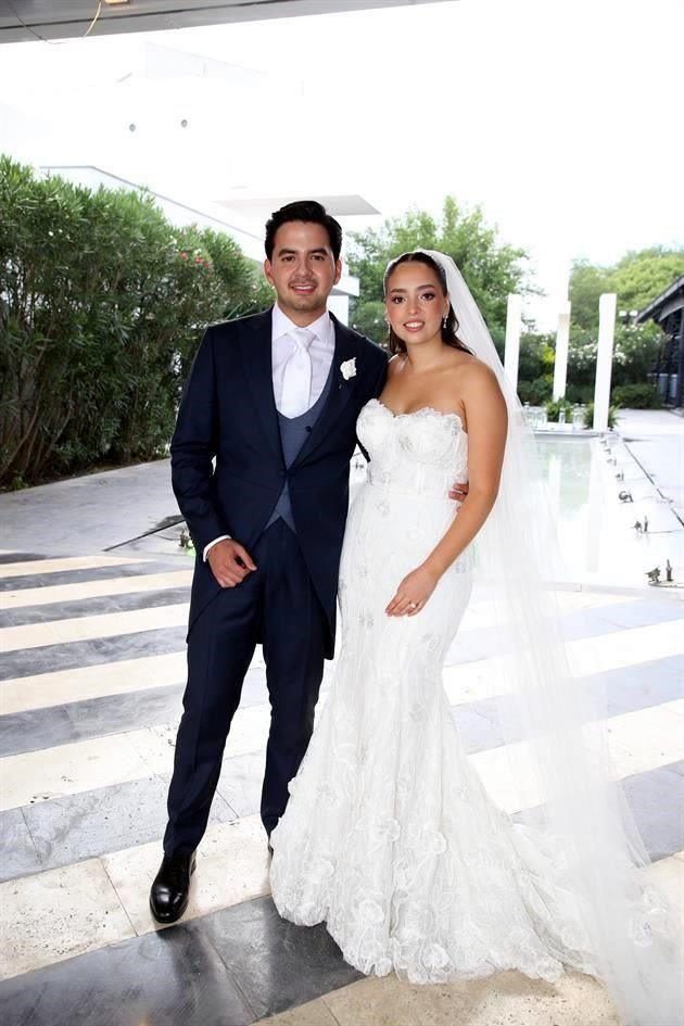 Edgar Leal Perales y Marcela de los Ríos Villarreal
