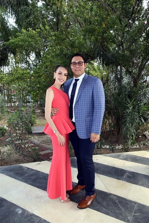 Mariana Antelo y Javier Torres