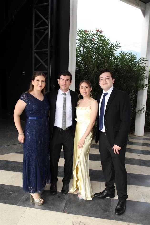 Andrea Mijares, Homero Leal, Karla Figueroa y Diego Leal