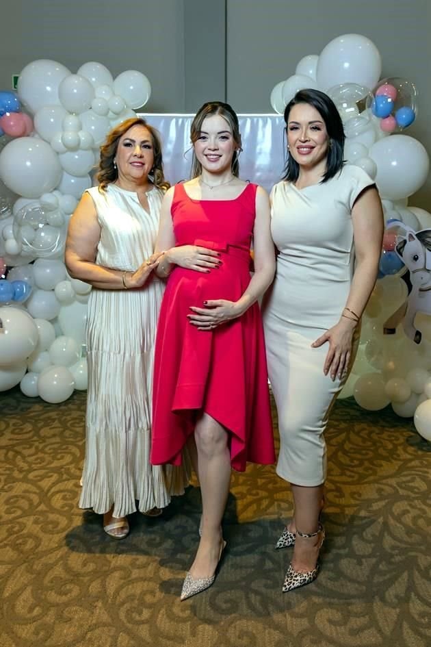 Ana María Díaz González. Mariana Meléndez Castillo y Luz María Castillo García