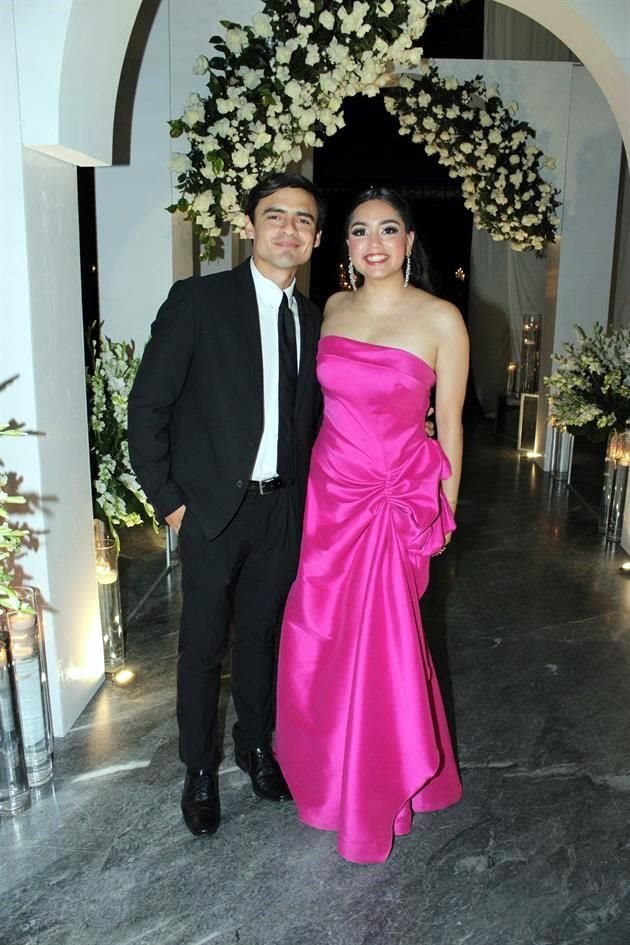 Alejandro Lerma y Roxana Martínez