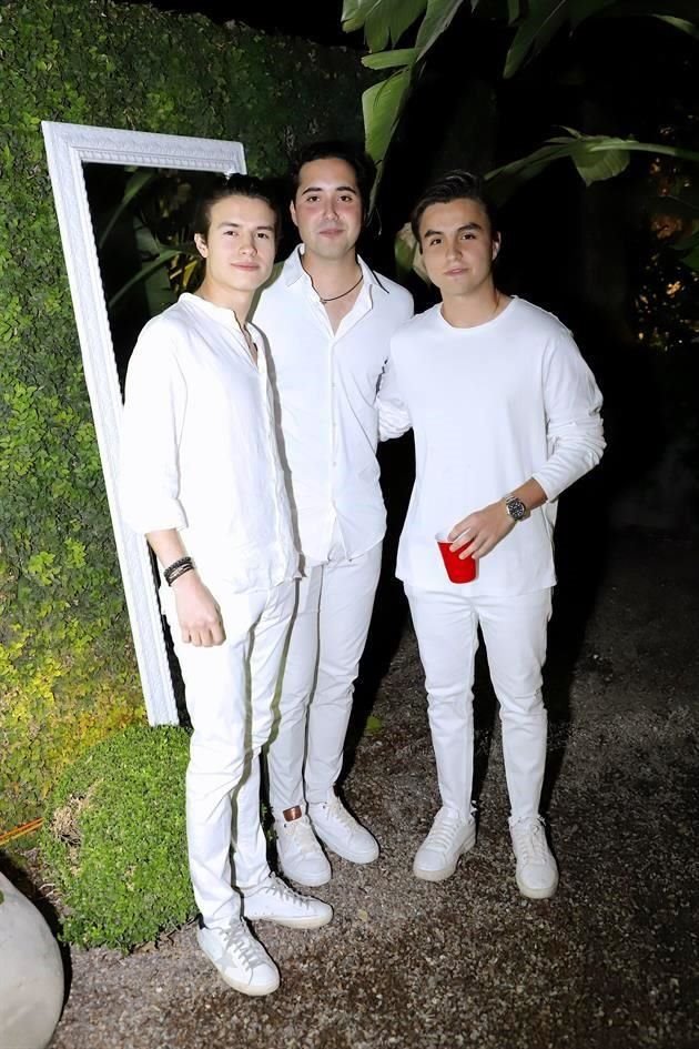 Ramón Abarca, Salvador Canales y Evaristo Garza