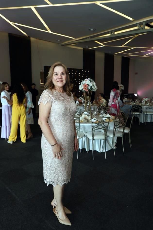 Rosario Rojas de Flores