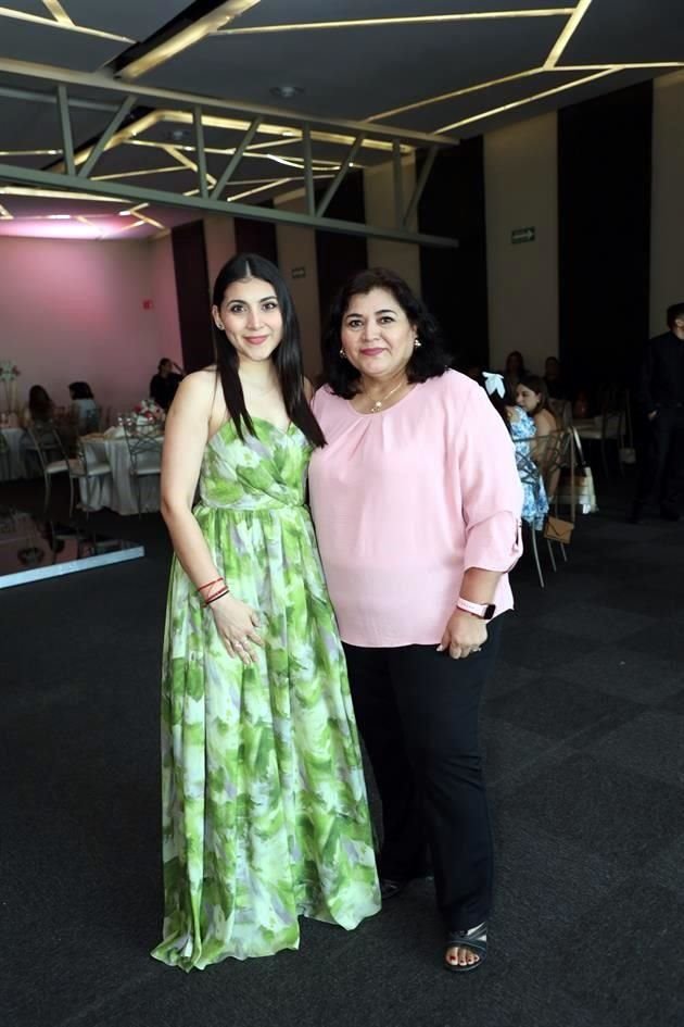 Andrea Leal y Blanca Gutiérrez de Leal