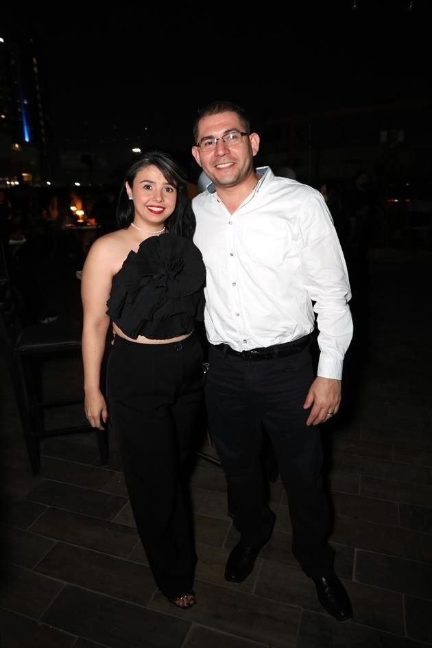 Karla Garza y Mario Quezada