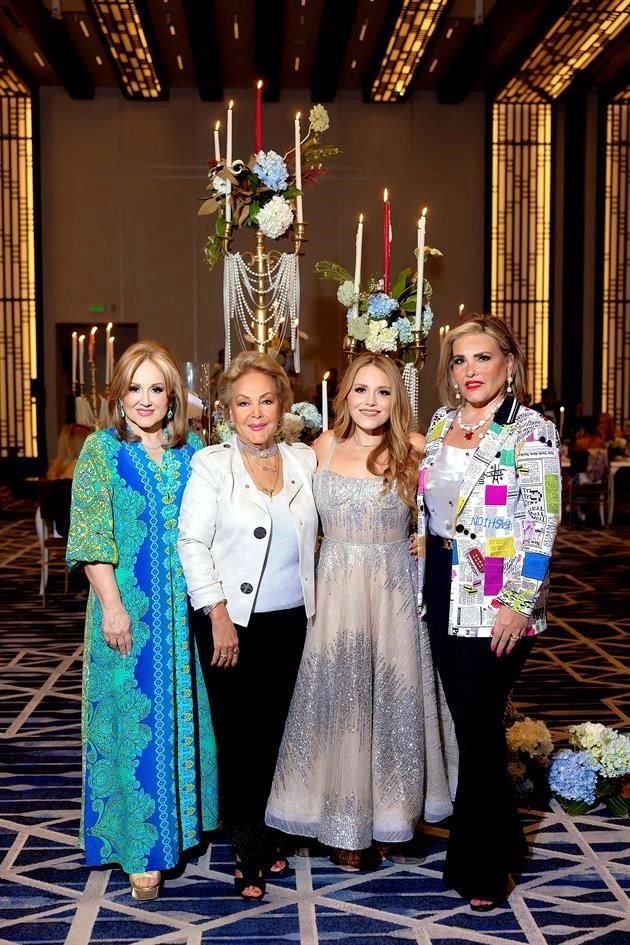 Lily Ayala, Marga Rivero de Morales, Lily Pierce y Magilú Morales