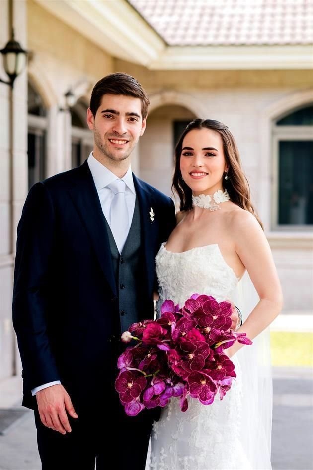 José Antonio González Galván y Valeria Cebrián Flores