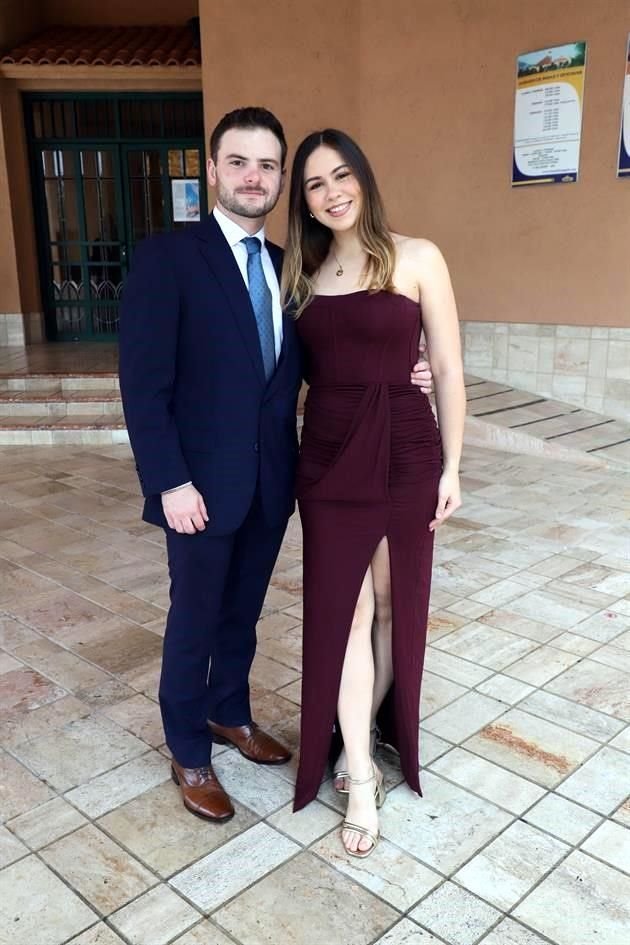 José Ignacio Flores y María Fernanda Hoyos