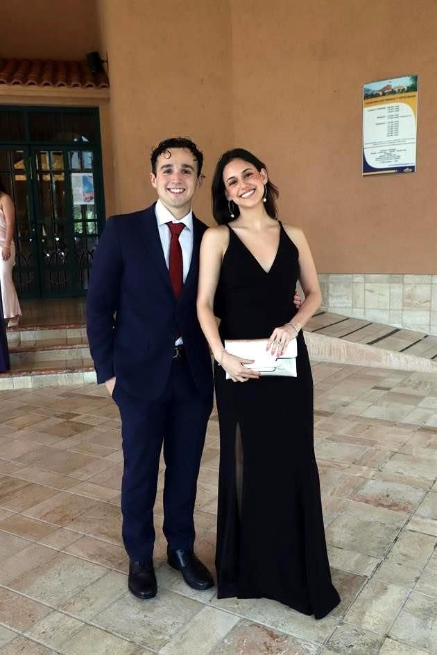 Ricardo Olvera y Regina Lavín
