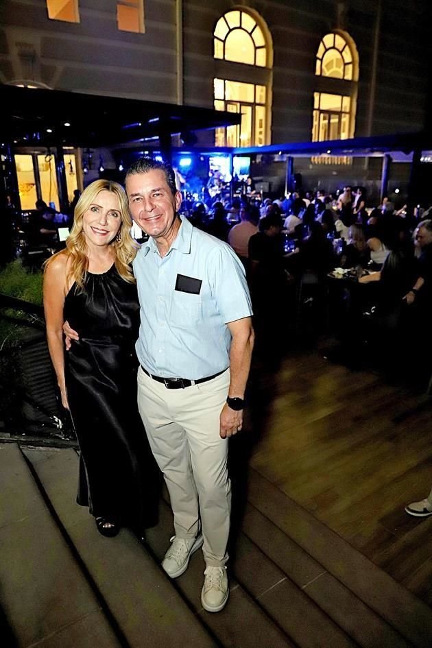 Dora Pérez de Lozano y Gonzalo Lozano