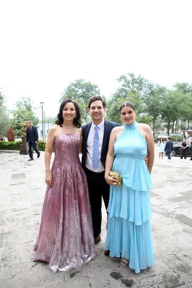 Cecilia Garza de Garza, Óscar Garza e Isabel González