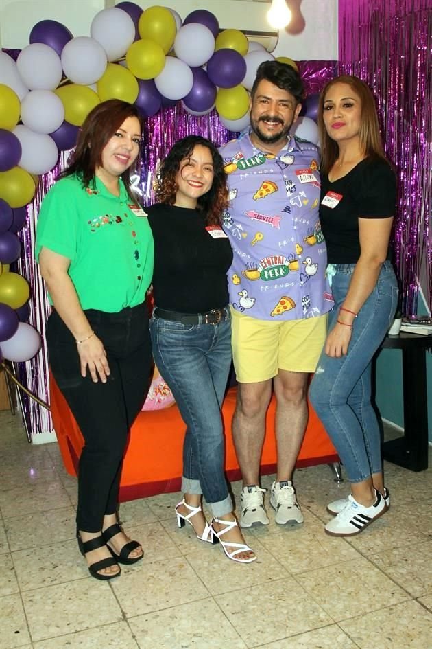 Alma Luna, Stephie Rodríguez, Allan Requenes Martínez y Raquel González