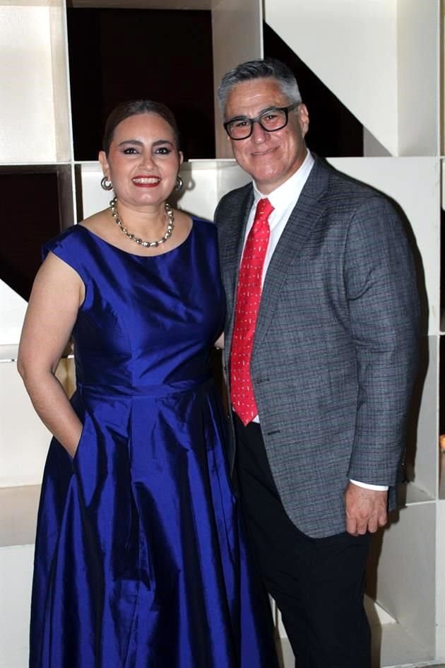Erendira Campos y Benito Gamez