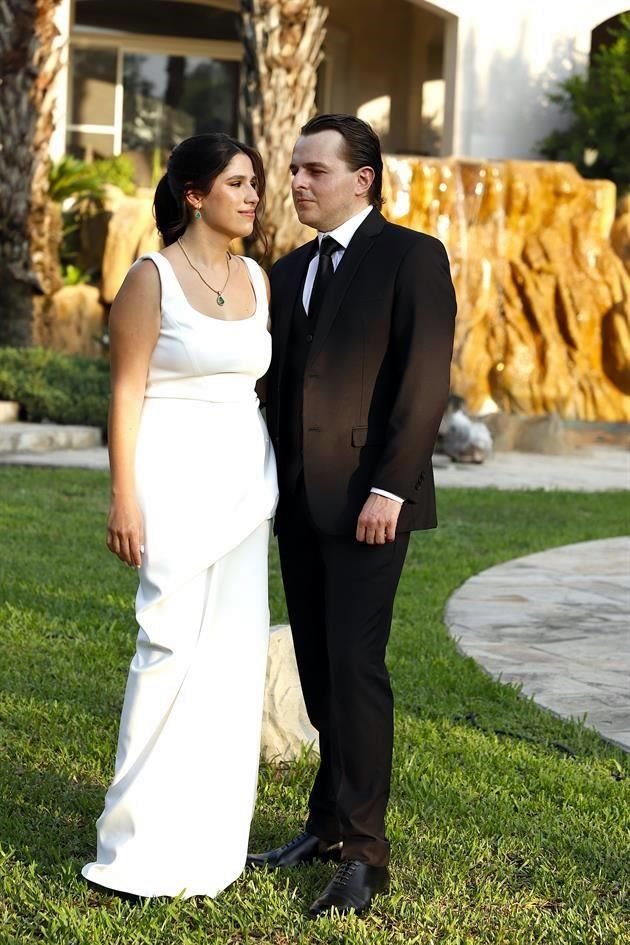 Myriam Garza Guajardo y Alfonso Solar Ibarra
