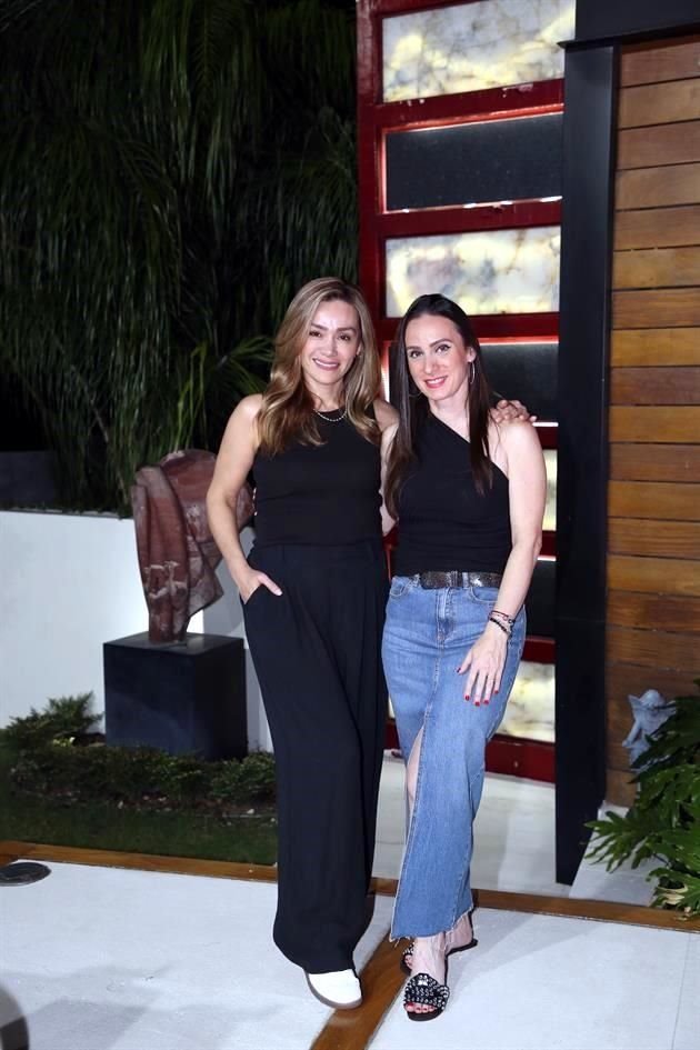 Karla Villarreal y Mónica González